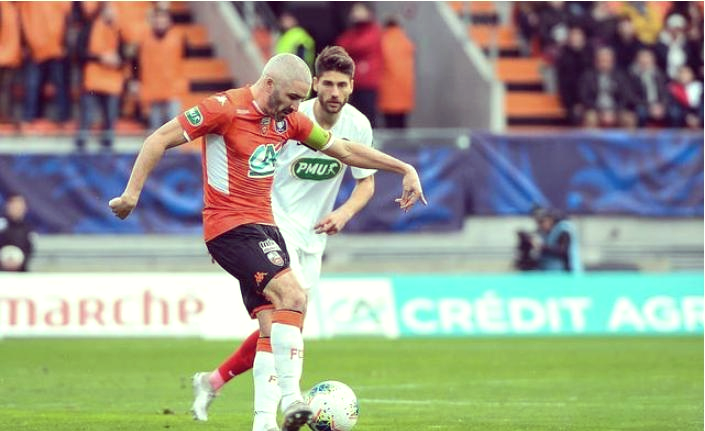 DB赛事竞猜-里昂客场爆冷输给朗斯，遭遇低谷的简单介绍