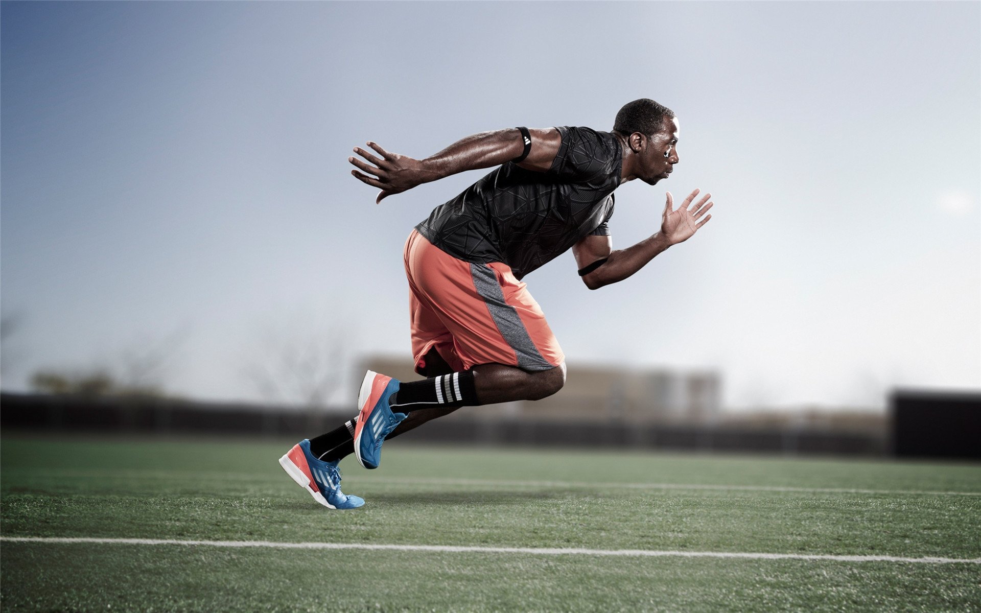 德罗赞末节封神！活塞铁血防守击溃辽宁，年度焦点战见证巨星接管