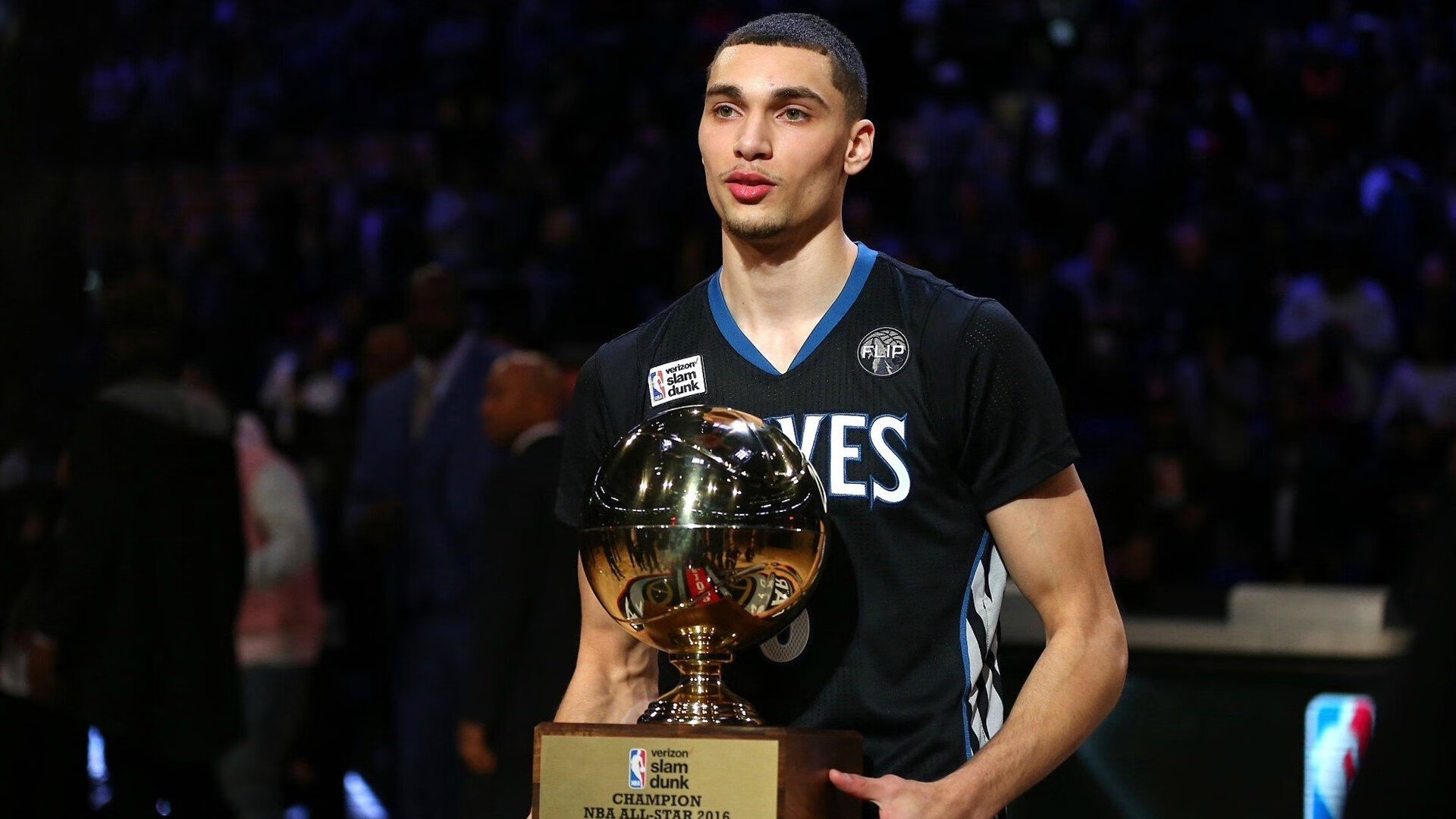 皮克关键时刻站出来,芬兰打穿尼日利亚,体育精神的独特光芒