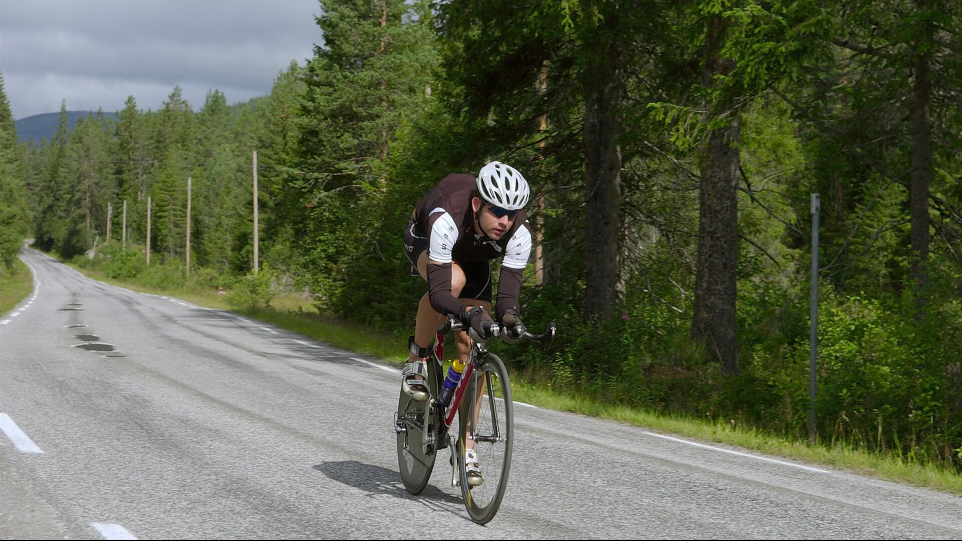 DB电竞解说-绝境中的冷面杀手，切特·霍姆格伦的季后赛之夜