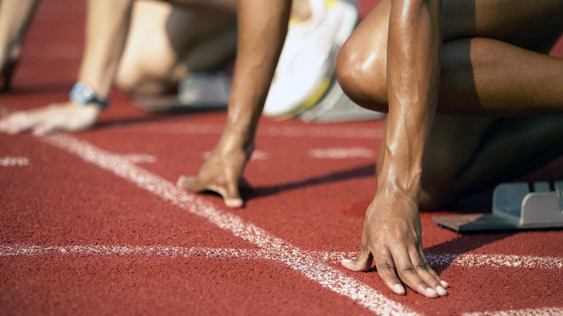 从突尼斯血拼到曼彻斯特，当足球与篮球的竞技精神在总决赛舞台交汇